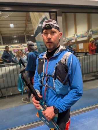 Un coureur prêt pour l'aventure.