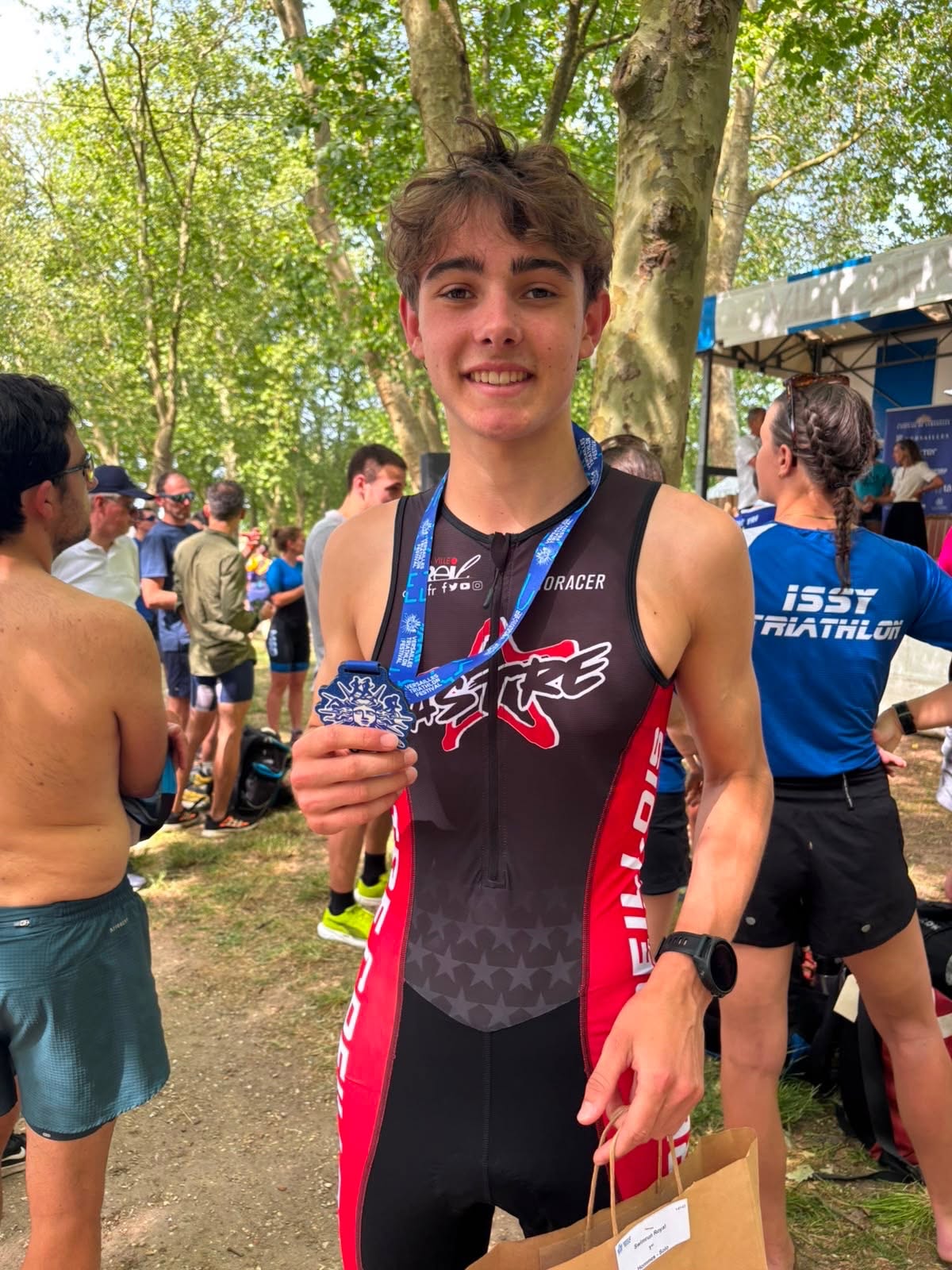 Résultats Versailles Festival Triathlon 2026 : Yanis vainqueur du Swimrun et Noah podium sur le Cross-Tri XS
