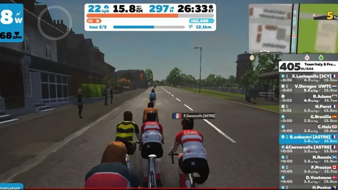 Alban sur Zwift pendant le confinement
